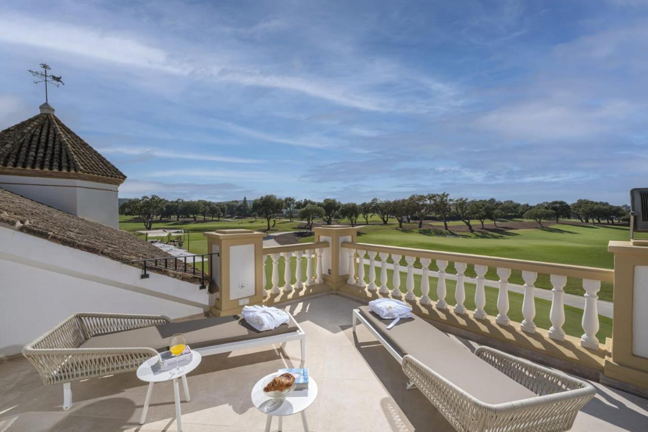 Royal Suite At The San Roque Club Екстериор снимка