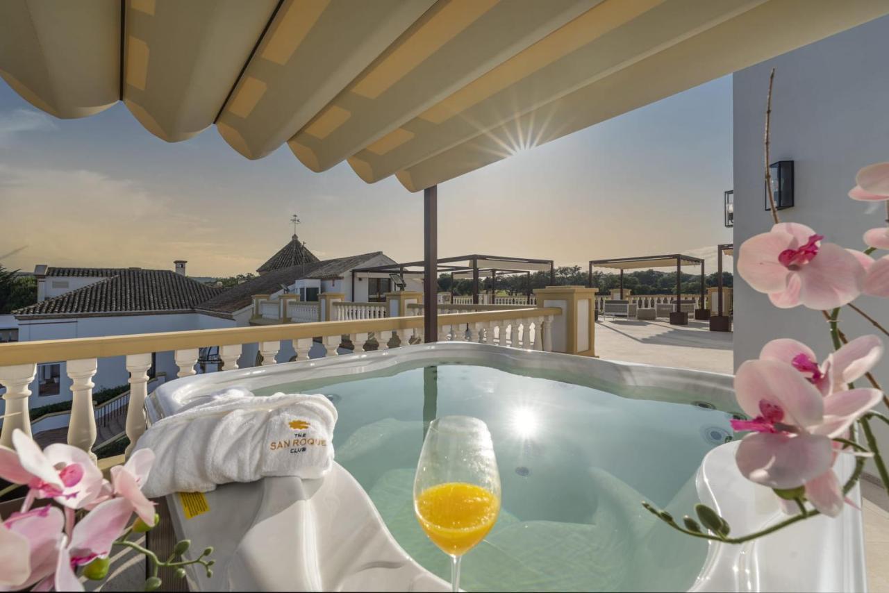 Royal Suite At The San Roque Club Екстериор снимка